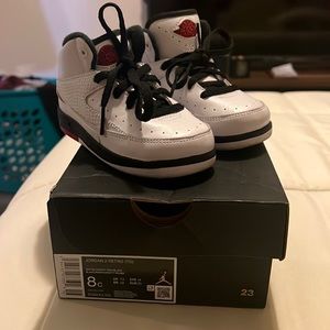 Jordan 2 retros 8C worn twice